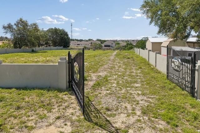待售: $99,000 (0.46 acres)