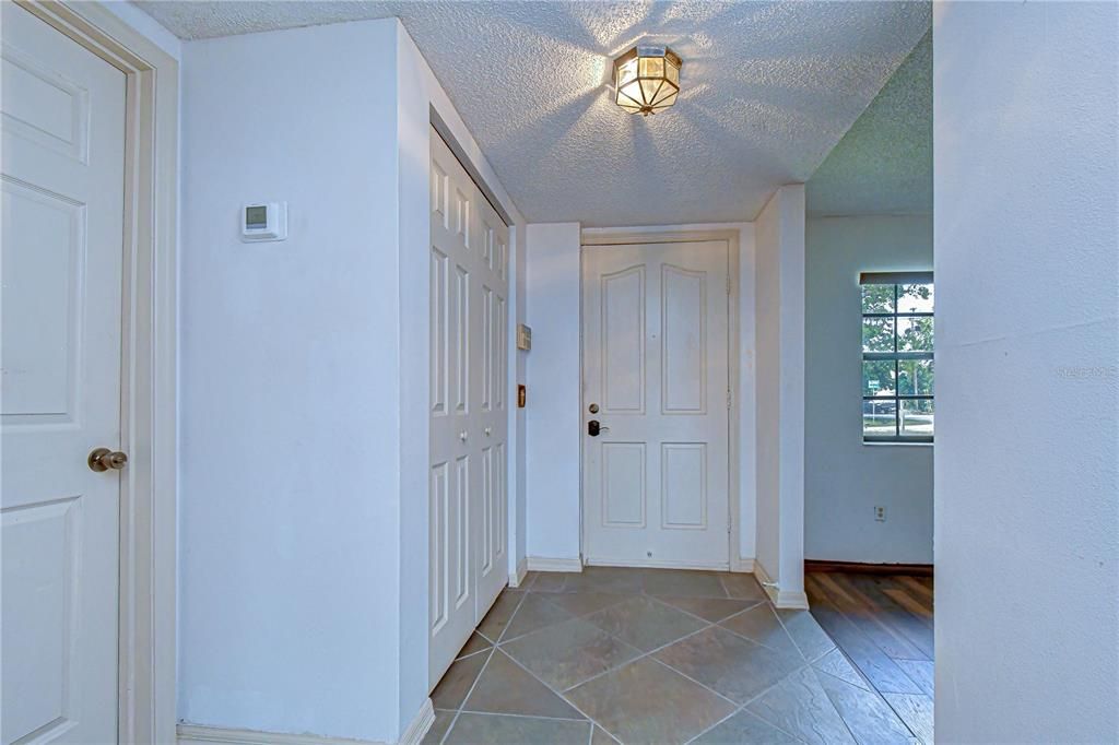 For Sale: $475,000 (3 beds, 2 baths, 1704 Square Feet)