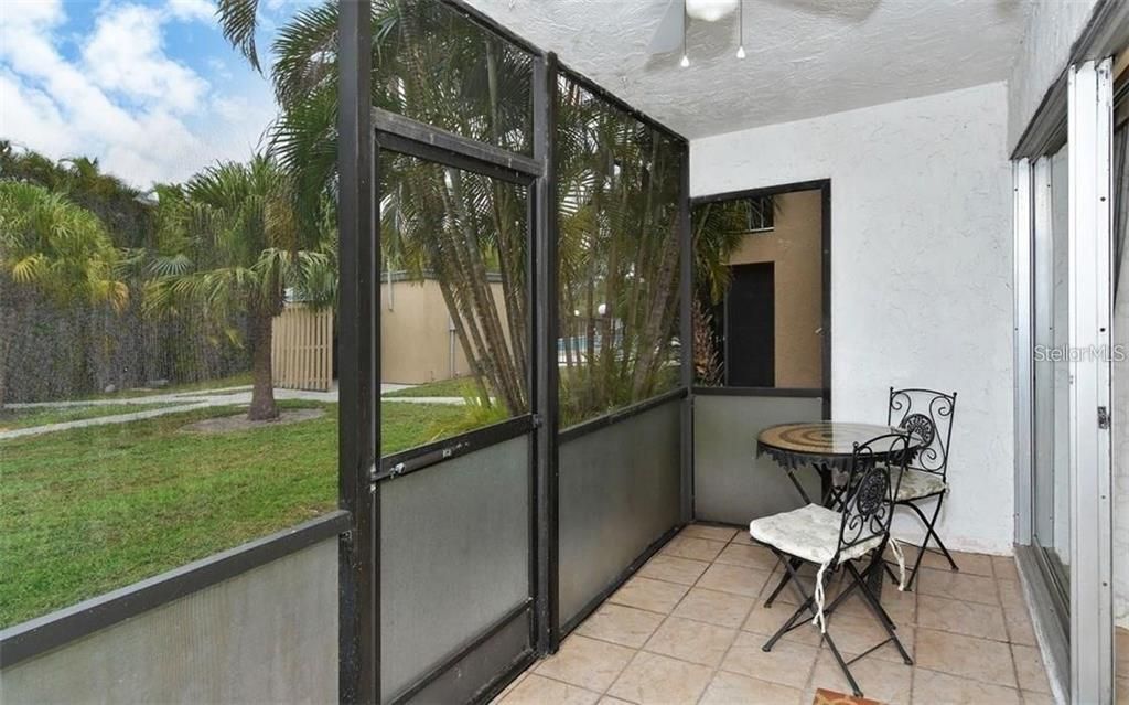Activo con contrato: $175,000 (2 camas, 1 baños, 985 Pies cuadrados)