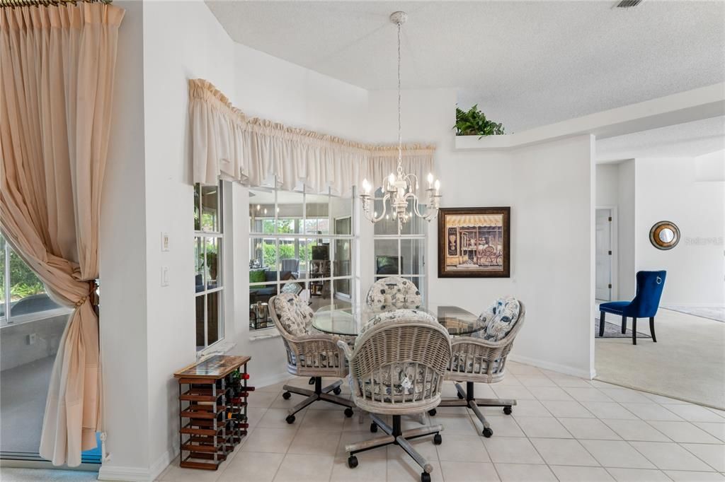 For Sale: $488,500 (3 beds, 2 baths, 2354 Square Feet)