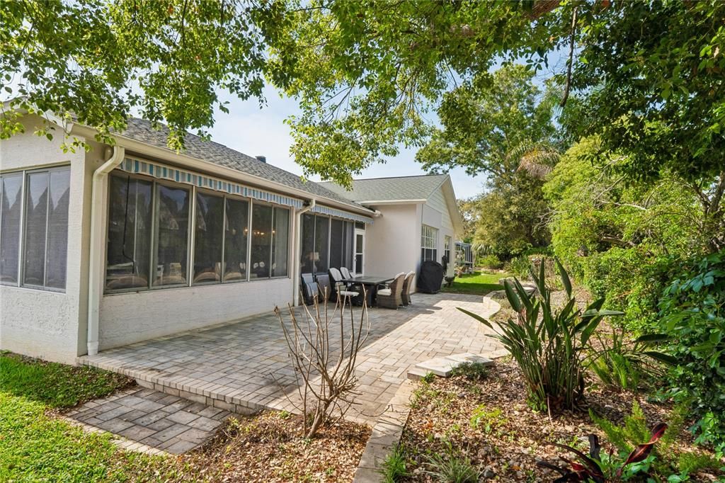 For Sale: $488,500 (3 beds, 2 baths, 2354 Square Feet)