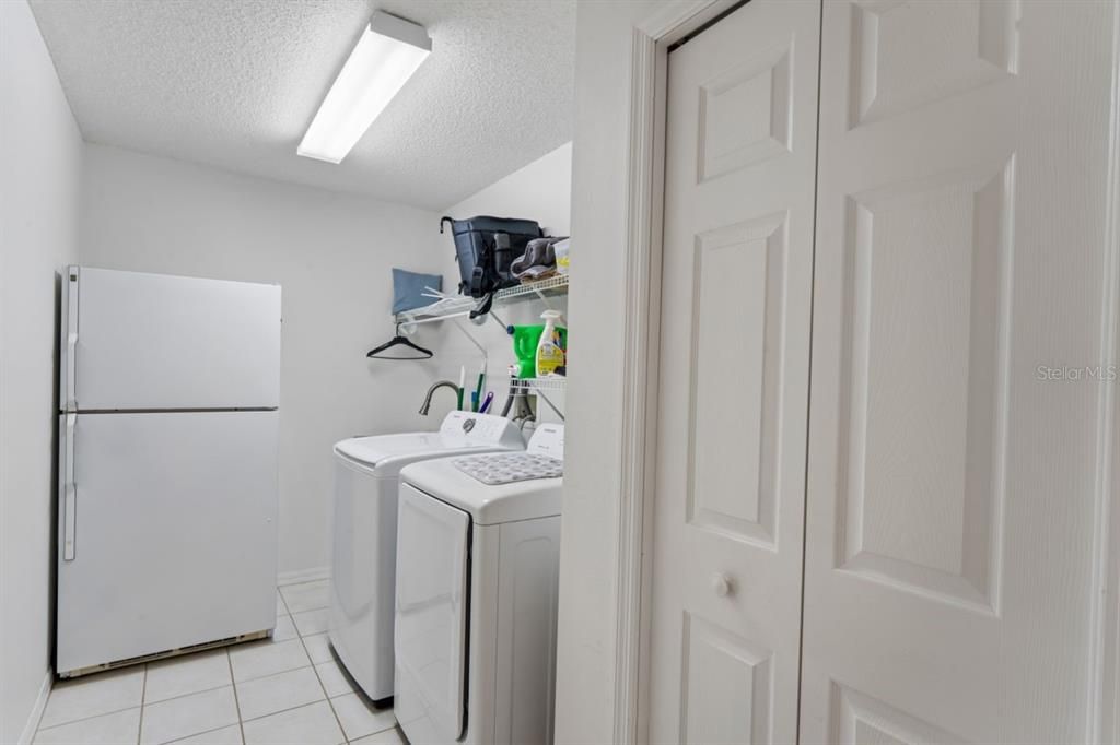 For Sale: $488,500 (3 beds, 2 baths, 2354 Square Feet)