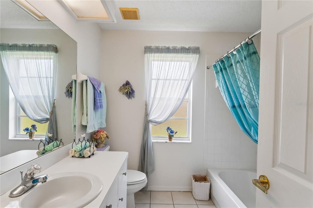For Sale: $488,500 (3 beds, 2 baths, 2354 Square Feet)