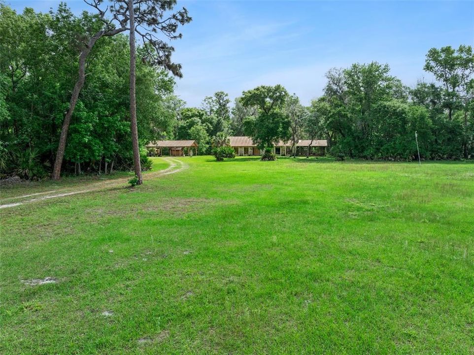 En Venta: $1,373,700 (4 camas, 2 baños, 2484 Pies cuadrados)