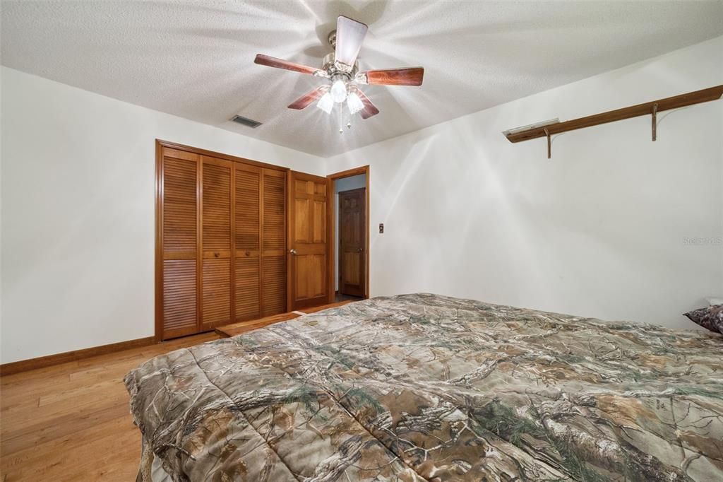 En Venta: $1,373,700 (4 camas, 2 baños, 2484 Pies cuadrados)