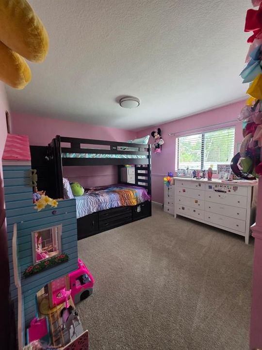 Activo con contrato: $499,900 (3 camas, 2 baños, 1736 Pies cuadrados)