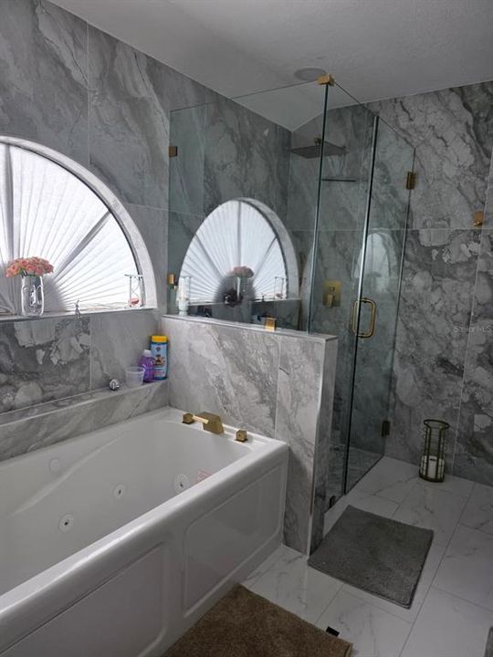 Activo con contrato: $499,900 (3 camas, 2 baños, 1736 Pies cuadrados)