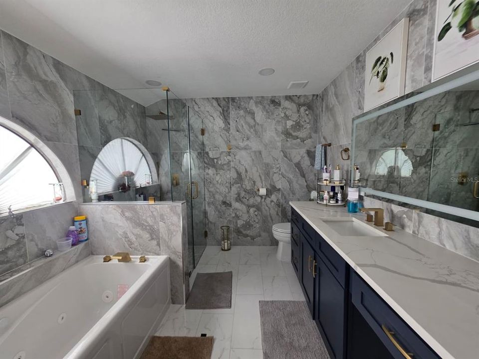 Activo con contrato: $499,900 (3 camas, 2 baños, 1736 Pies cuadrados)
