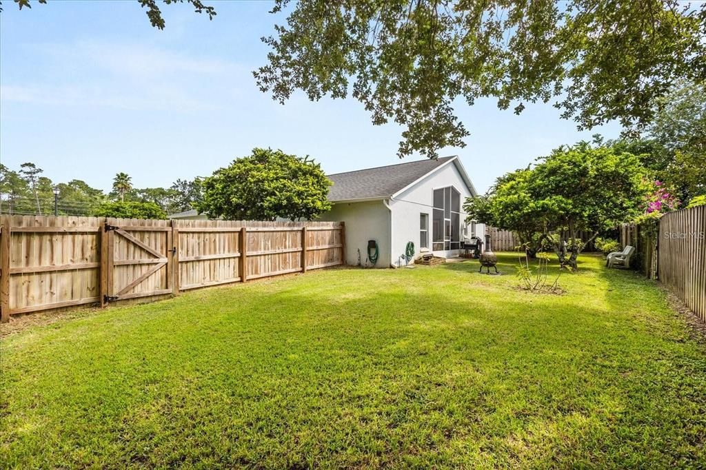 For Rent: $2,750 (4 beds, 2 baths, 2352 Square Feet)