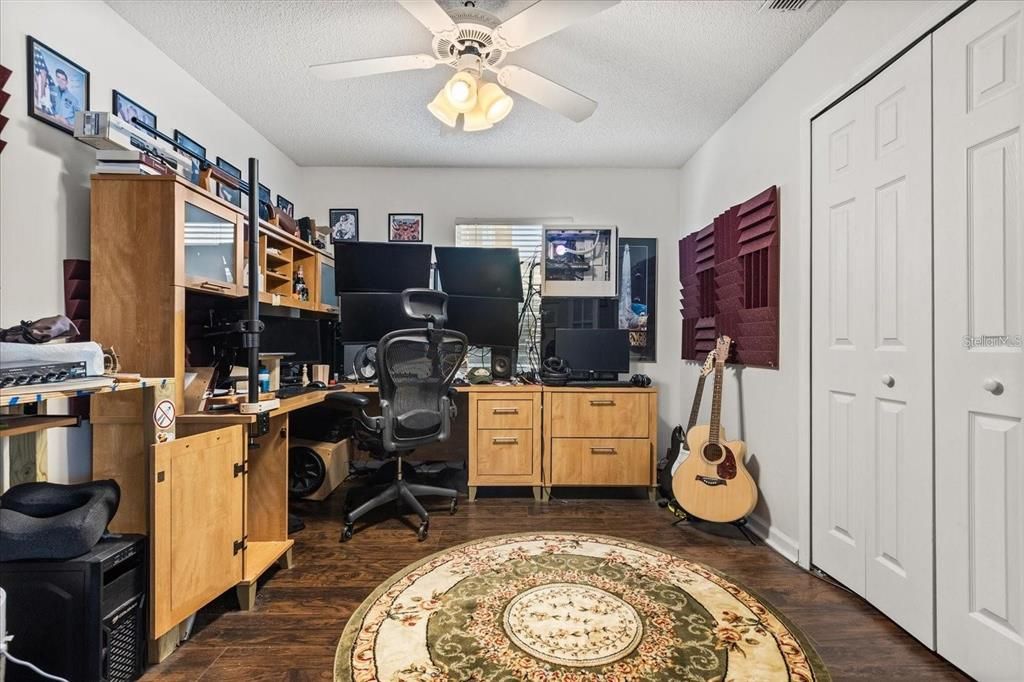 For Rent: $2,750 (4 beds, 2 baths, 2352 Square Feet)
