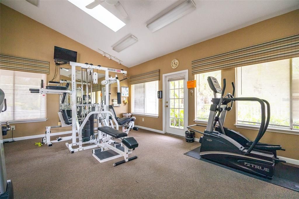 Activo con contrato: $135,000 (2 camas, 1 baños, 800 Pies cuadrados)