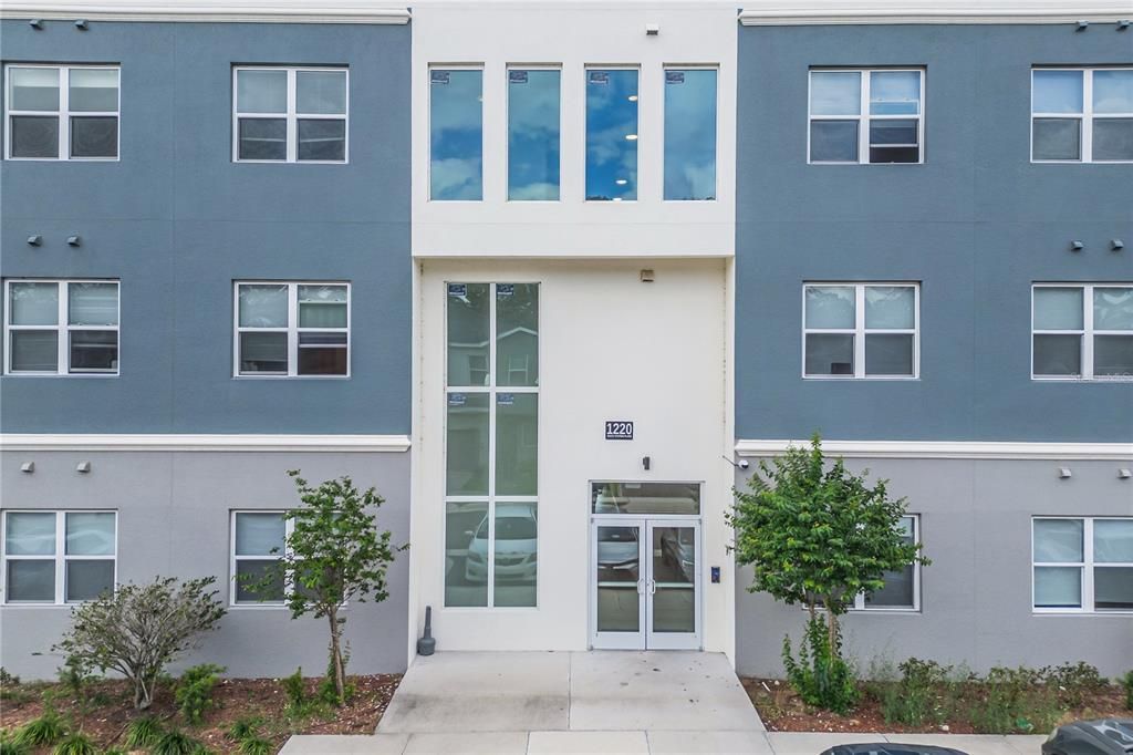 En Venta: $304,999 (3 camas, 2 baños, 1142 Pies cuadrados)