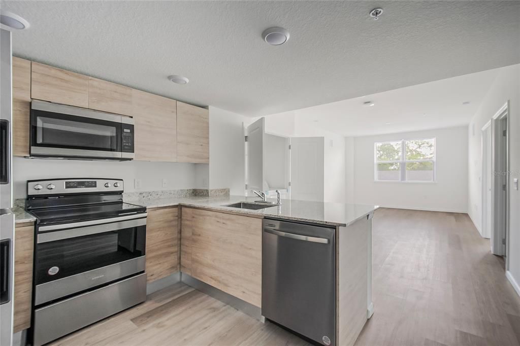 En Venta: $304,999 (3 camas, 2 baños, 1142 Pies cuadrados)