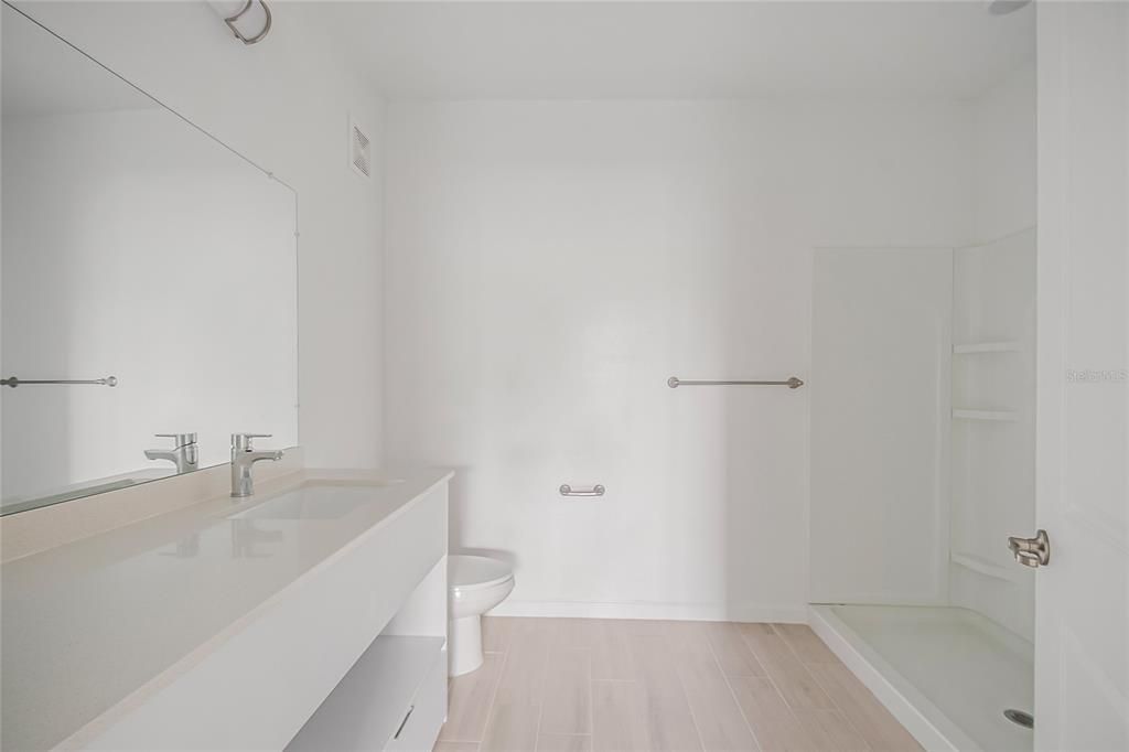 En Venta: $304,999 (3 camas, 2 baños, 1142 Pies cuadrados)