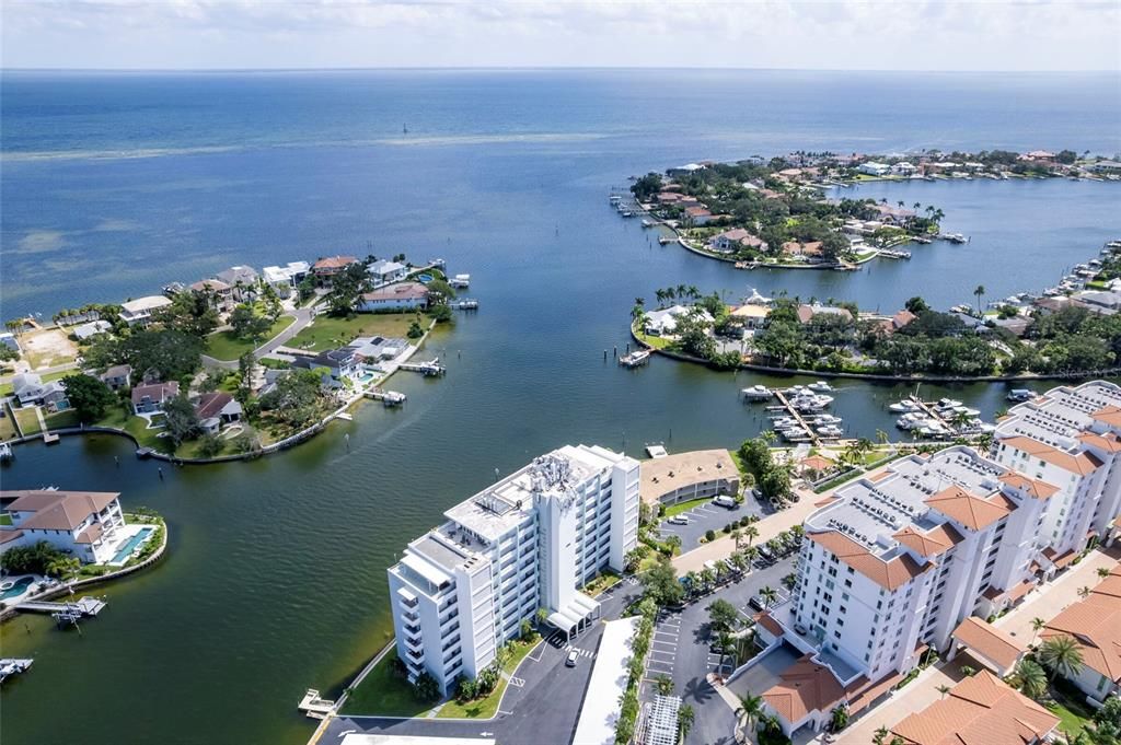 En Venta: $2,795,000 (3 camas, 3 baños, 4800 Pies cuadrados)