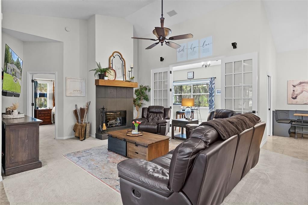 Active With Contract: $549,999 (4 beds, 3 baths, 2807 Square Feet)