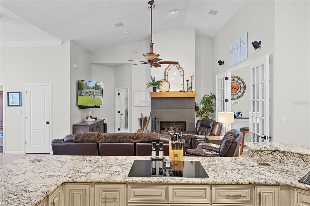 Active With Contract: $549,999 (4 beds, 3 baths, 2807 Square Feet)