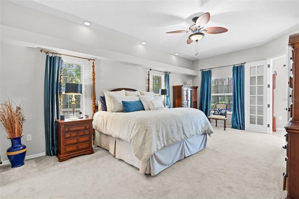 Active With Contract: $549,999 (4 beds, 3 baths, 2807 Square Feet)