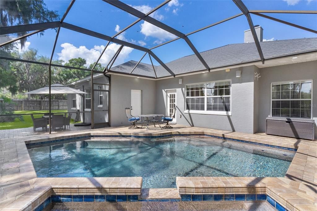Active With Contract: $549,999 (4 beds, 3 baths, 2807 Square Feet)