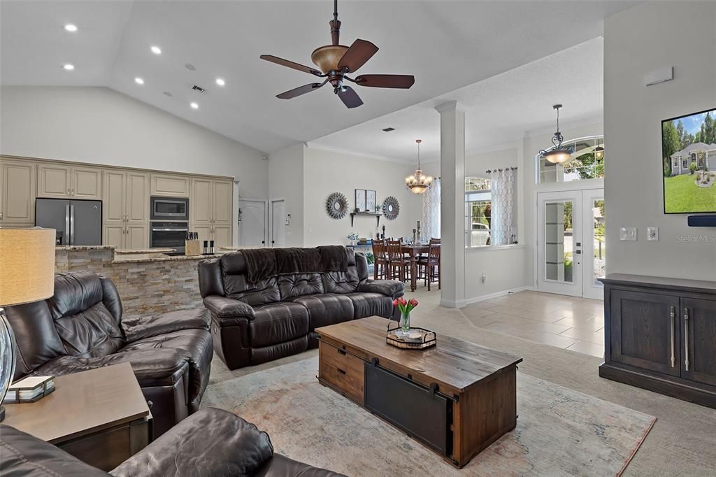 Active With Contract: $549,999 (4 beds, 3 baths, 2807 Square Feet)