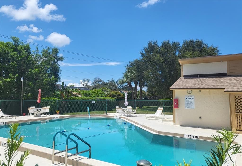 For Rent: $3,800 (1 beds, 1 baths, 693 Square Feet)