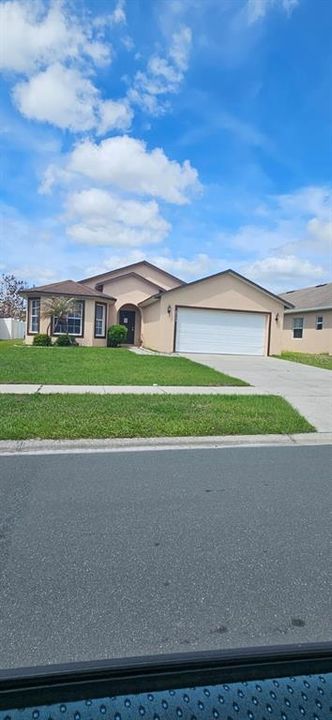 Active With Contract: $2,000 (4 beds, 2 baths, 1764 Square Feet)