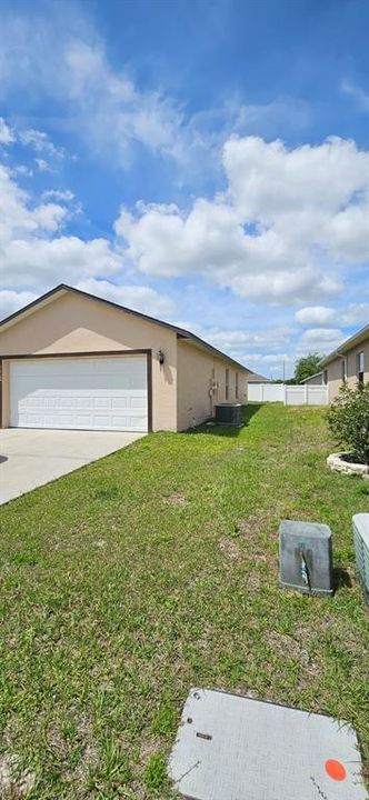 Active With Contract: $2,000 (4 beds, 2 baths, 1764 Square Feet)