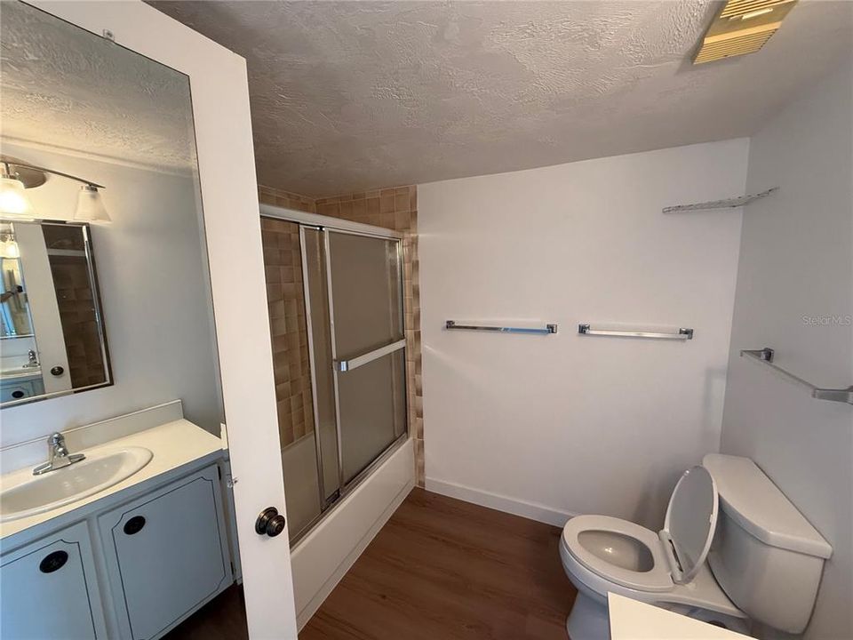 En Renta: $2,250 (2 camas, 2 baños, 1331 Pies cuadrados)