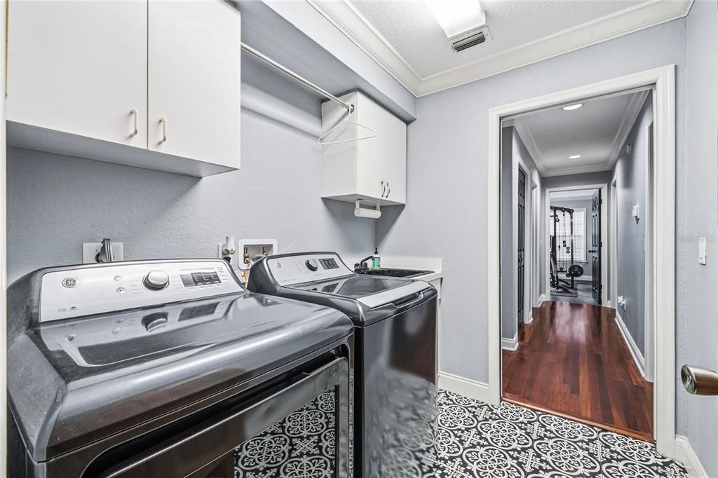 На продажу: $899,900 (5 спален, 4 ванн, 3660 Квадратных фут)