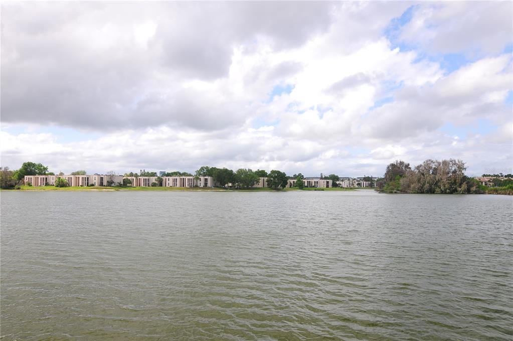 En Venta: $285,000 (3 camas, 2 baños, 1638 Pies cuadrados)