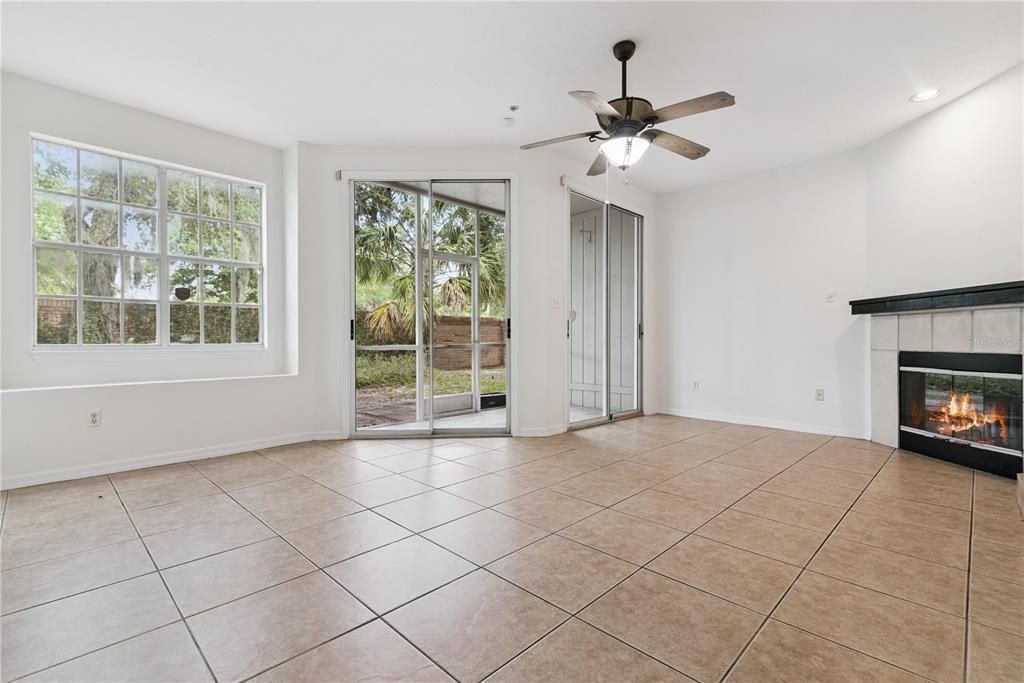 En Venta: $285,000 (3 camas, 2 baños, 1638 Pies cuadrados)