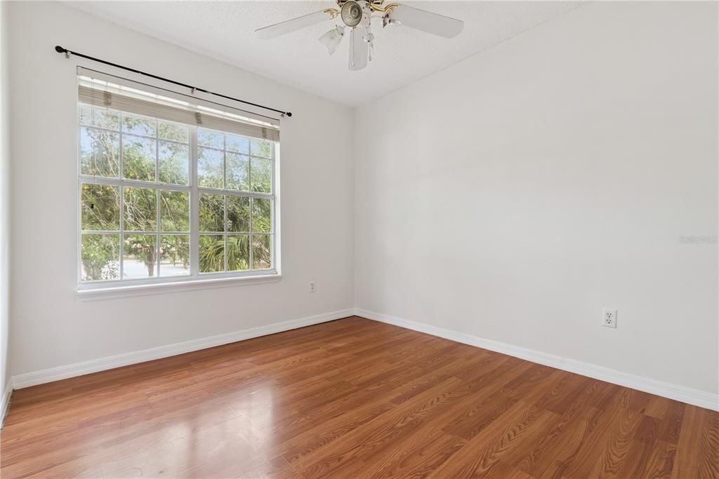 En Venta: $285,000 (3 camas, 2 baños, 1638 Pies cuadrados)
