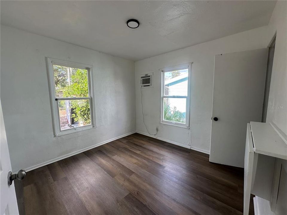 Activo con contrato: $189,000 (3 camas, 1 baños, 720 Pies cuadrados)