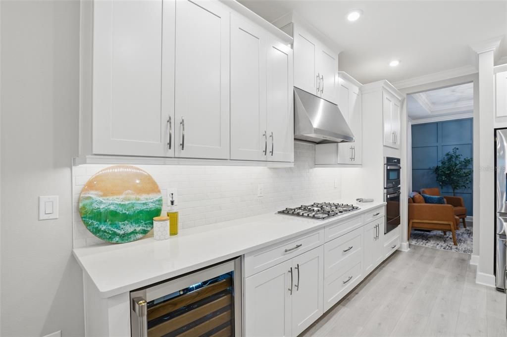 Active With Contract: $725,000 (3 beds, 2 baths, 2087 Square Feet)