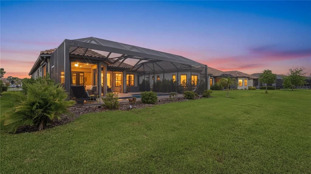 Active With Contract: $725,000 (3 beds, 2 baths, 2087 Square Feet)