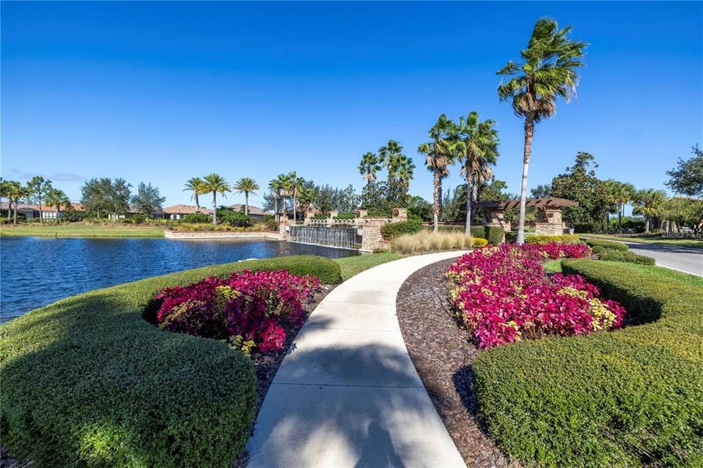 Active With Contract: $725,000 (3 beds, 2 baths, 2087 Square Feet)