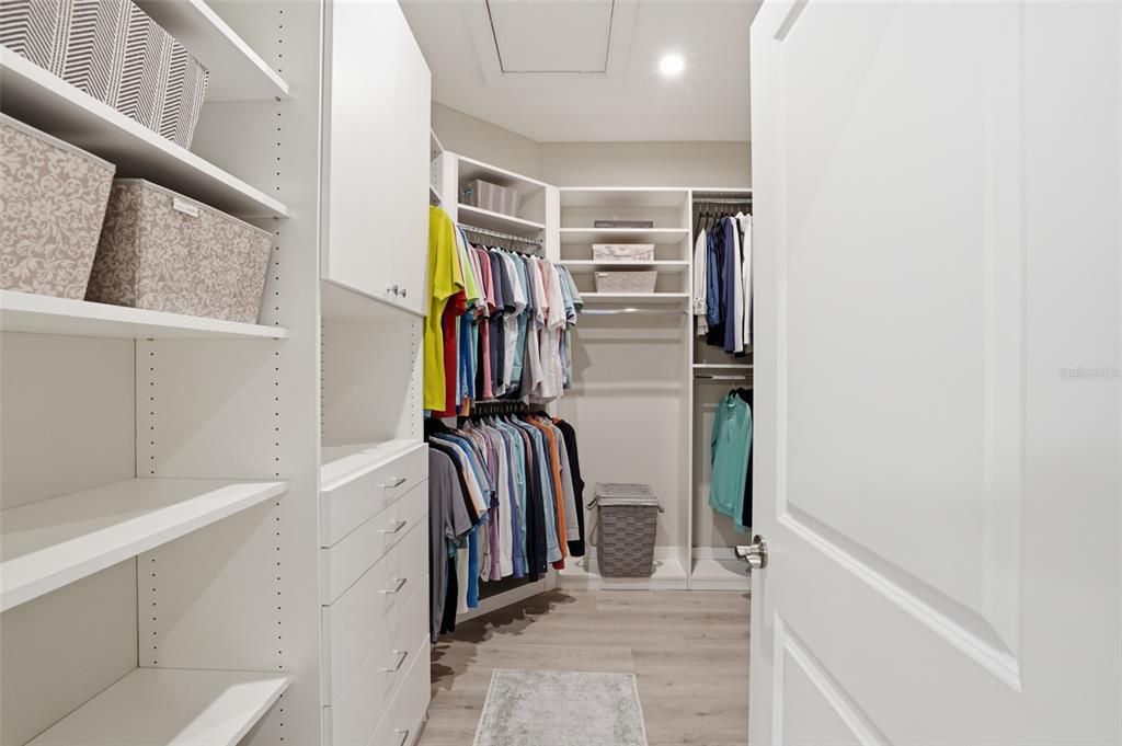Active With Contract: $725,000 (3 beds, 2 baths, 2087 Square Feet)