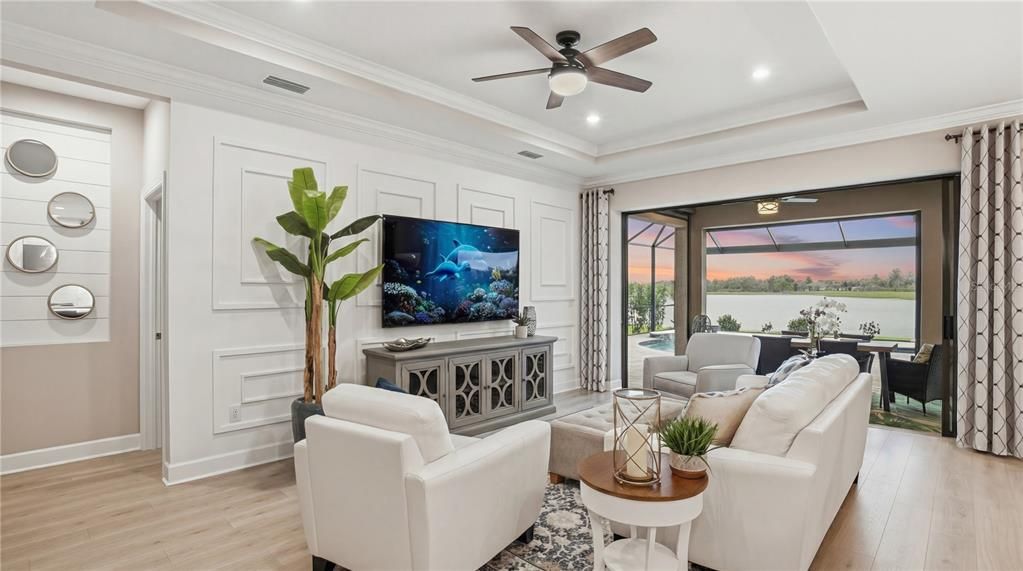 Active With Contract: $725,000 (3 beds, 2 baths, 2087 Square Feet)