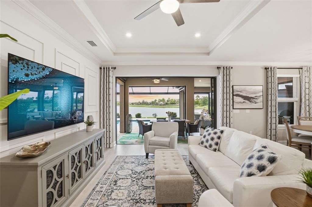 Active With Contract: $725,000 (3 beds, 2 baths, 2087 Square Feet)