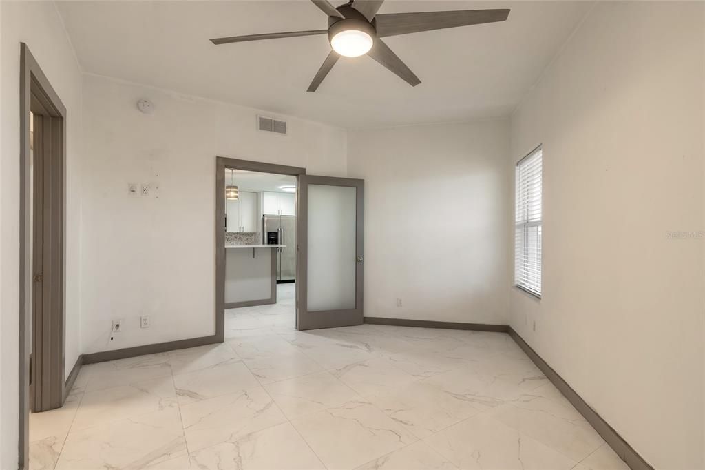 For Sale: $259,900 (2 beds, 2 baths, 1669 Square Feet)