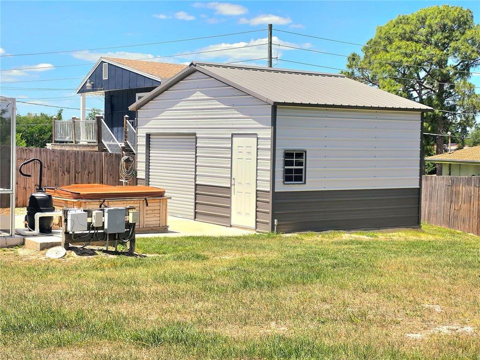 For Sale: $564,900 (3 beds, 1 baths, 2002 Square Feet)
