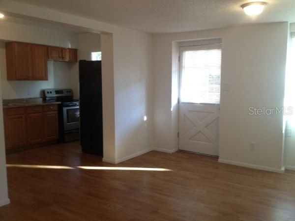 For Sale: $564,900 (3 beds, 1 baths, 2002 Square Feet)