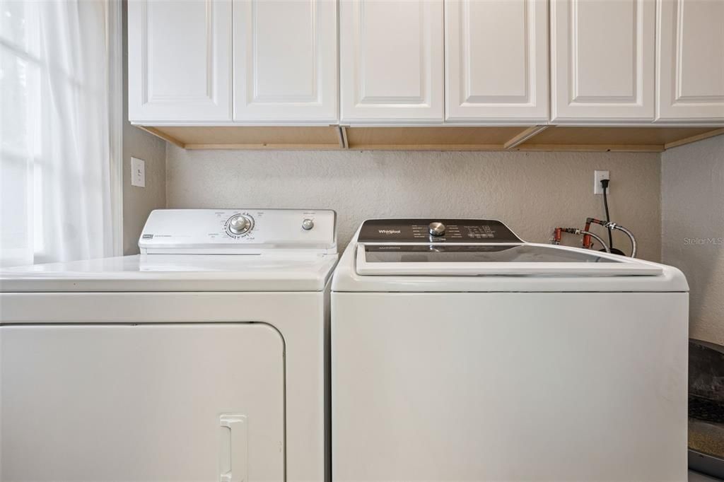 For Sale: $600,000 (3 beds, 2 baths, 1316 Square Feet)