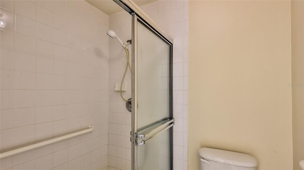 For Sale: $317,000 (2 beds, 2 baths, 2075 Square Feet)