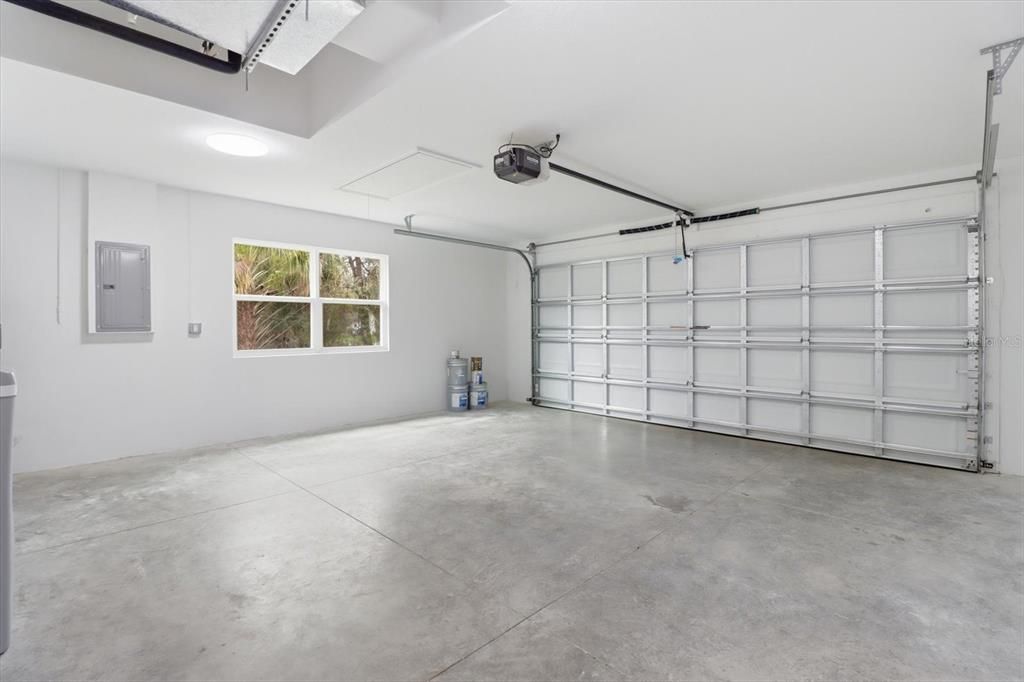 For Sale: $249,000 (3 beds, 2 baths, 1128 Square Feet)