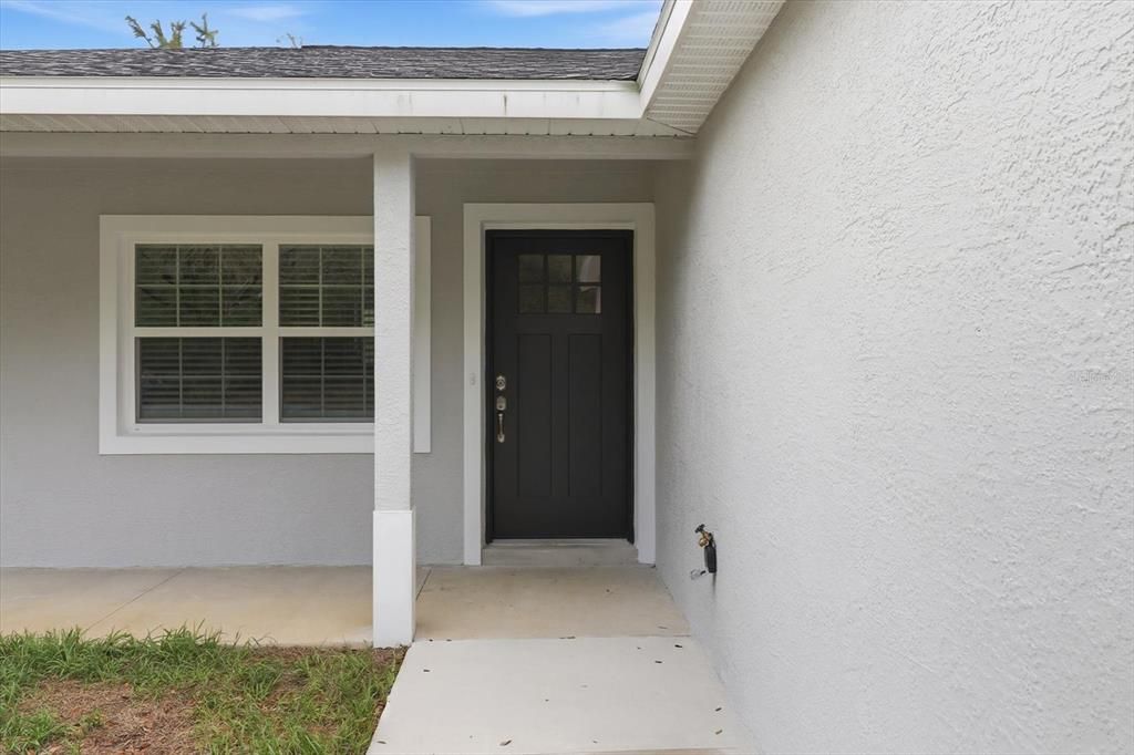 For Sale: $249,000 (3 beds, 2 baths, 1128 Square Feet)