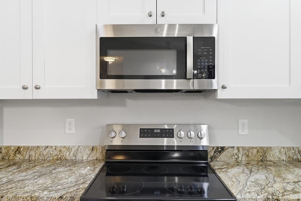 For Sale: $249,000 (3 beds, 2 baths, 1128 Square Feet)
