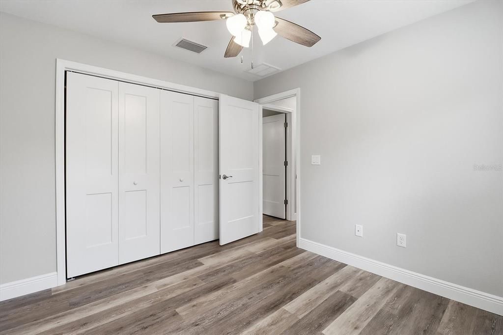 For Sale: $249,000 (3 beds, 2 baths, 1128 Square Feet)