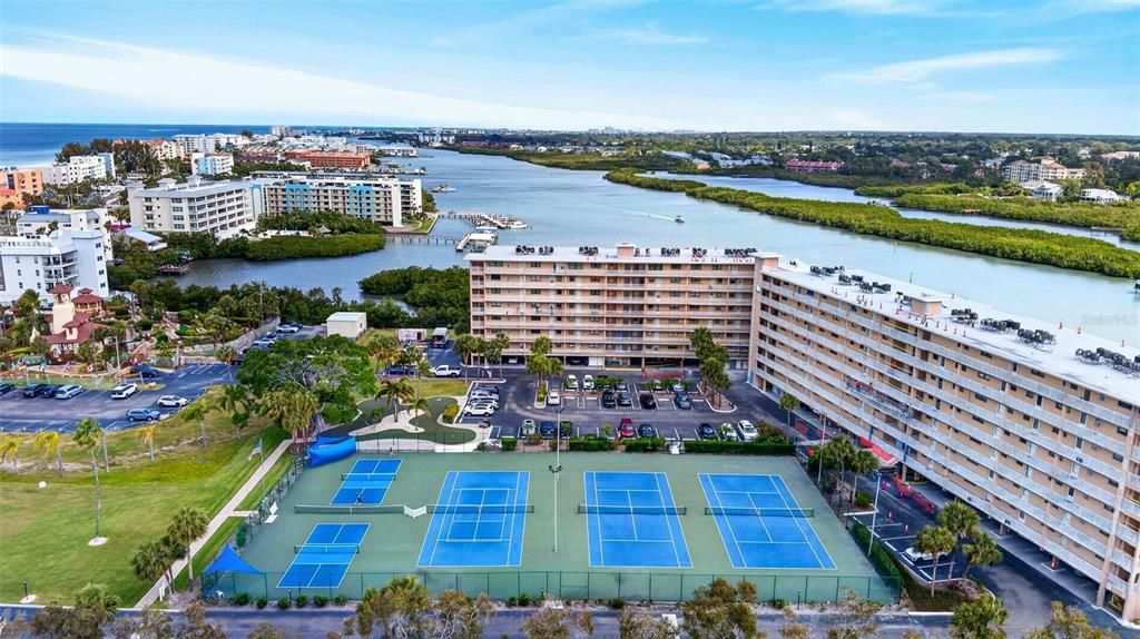 En Venta: $379,000 (1 camas, 1 baños, 725 Pies cuadrados)