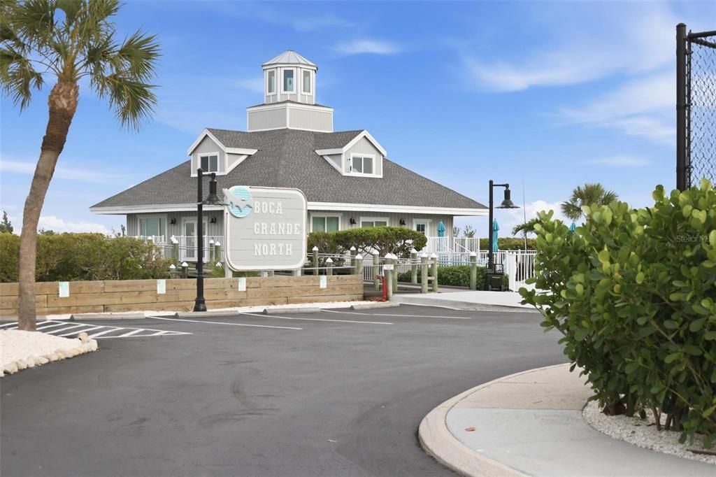 For Sale: $1,375,000 (3 beds, 3 baths, 1683 Square Feet)